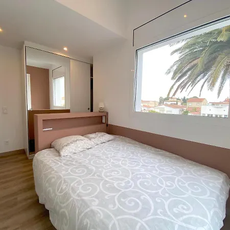 Holiday home Casa De Lujo Con Piscina Y Amarre Privados Ref 350
